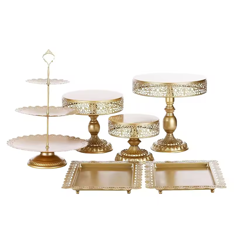 A-354 High Quality European Style Creative Golden Hollowed-out Cake Stand Wholesale Wedding Centerpieces Table Decorations