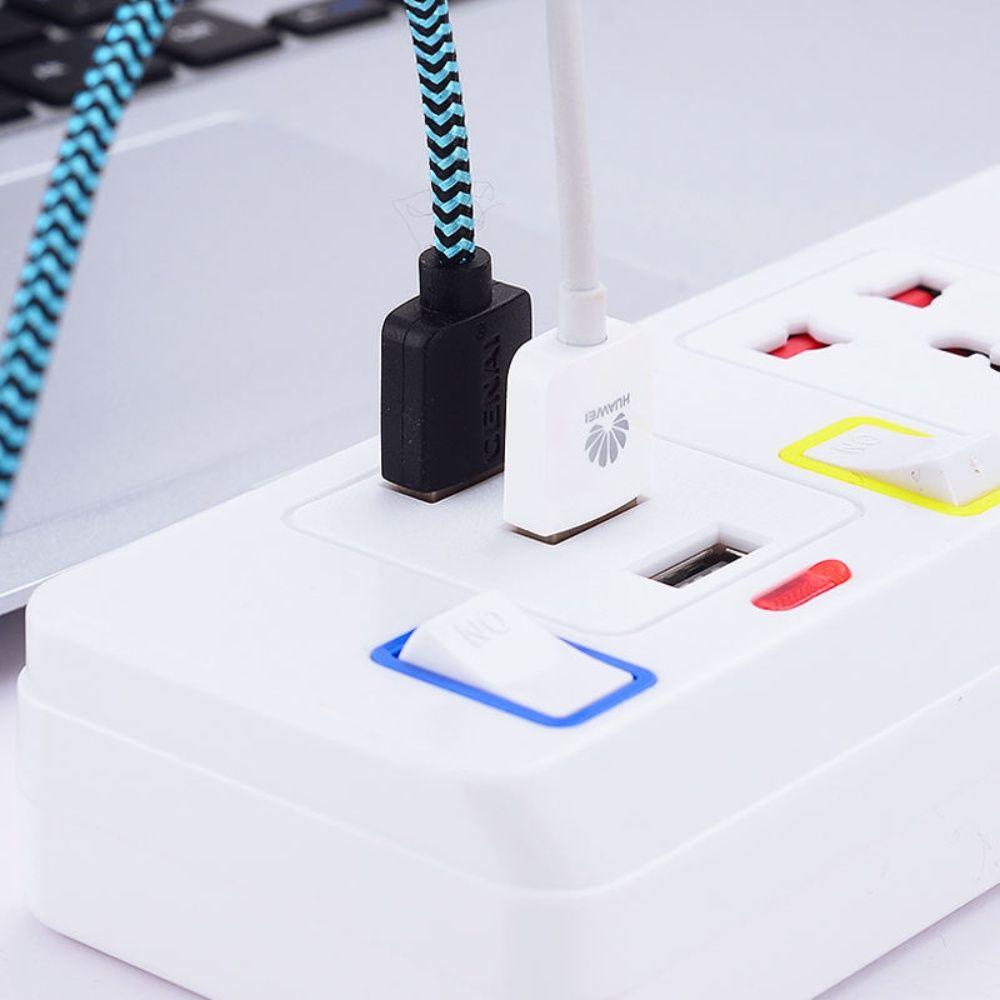 Versatile 3-4 USB Universal Power Strip for Home Use