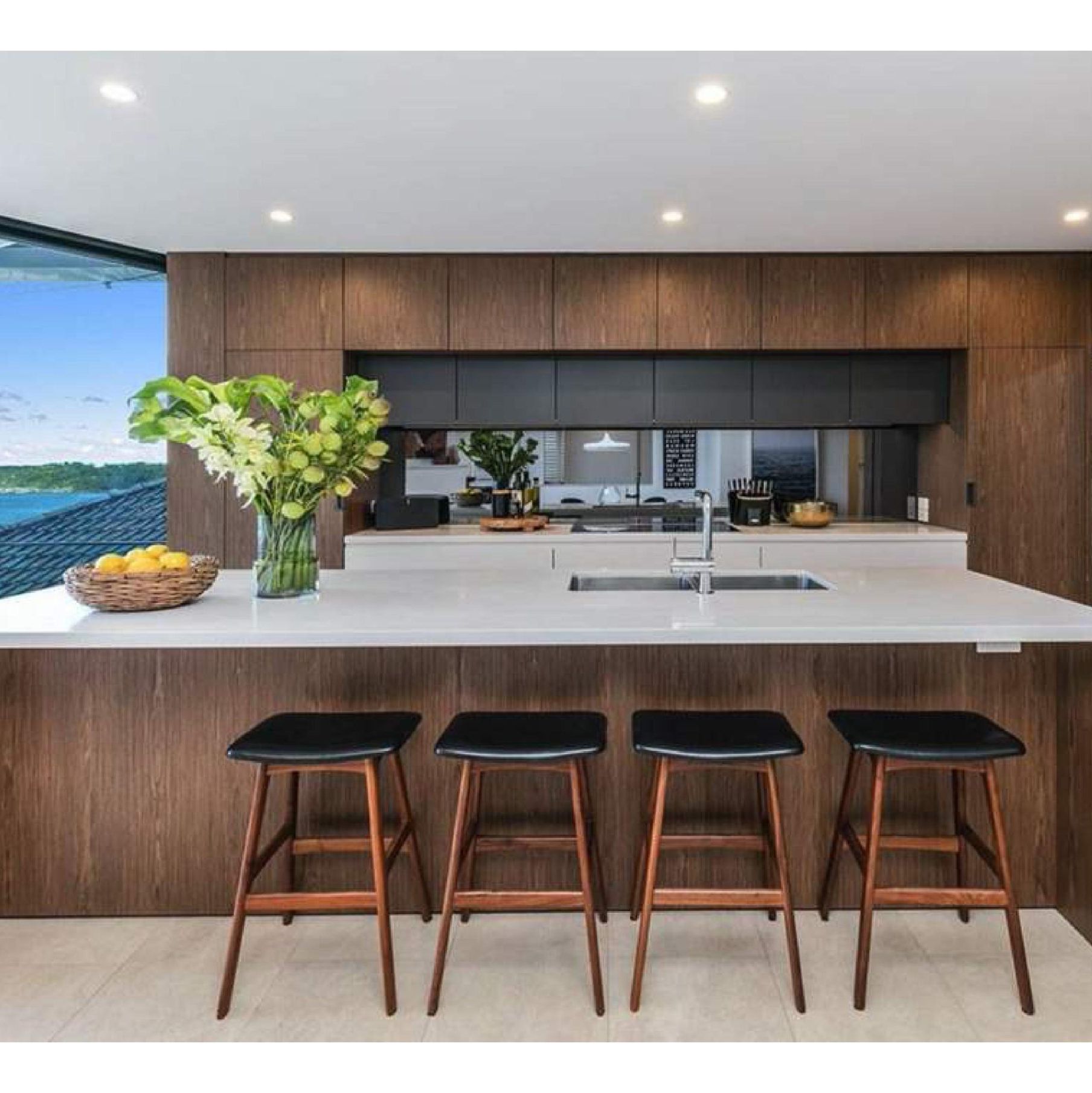 Minimalist Stylish Rangehood Design Natural Wood Veneer Kitchen