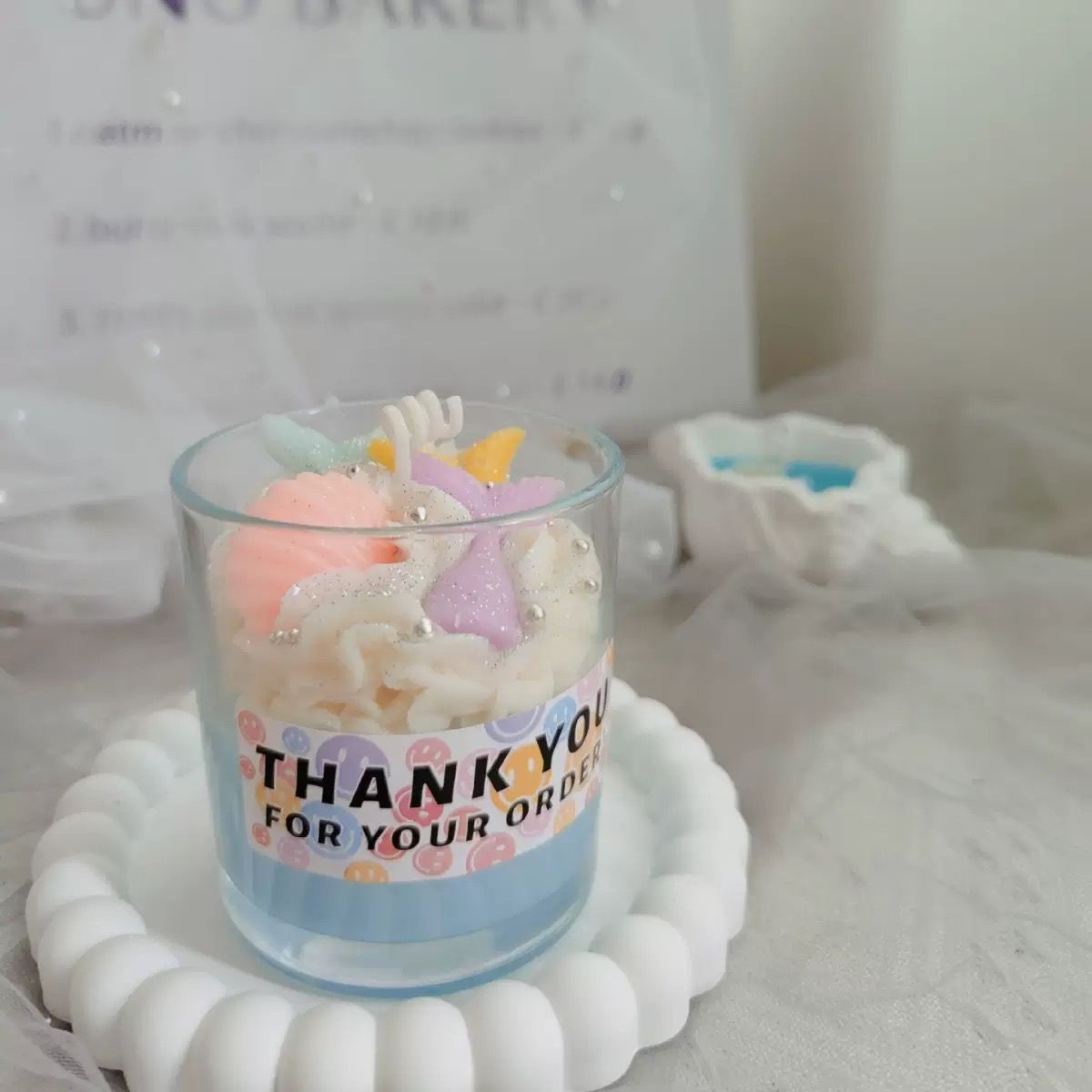 Hot Products Dropshipping Long-Burning Smokeless Scented Candle Creative Cake Glass Shape Luxury Home Decor for Living Room Wax