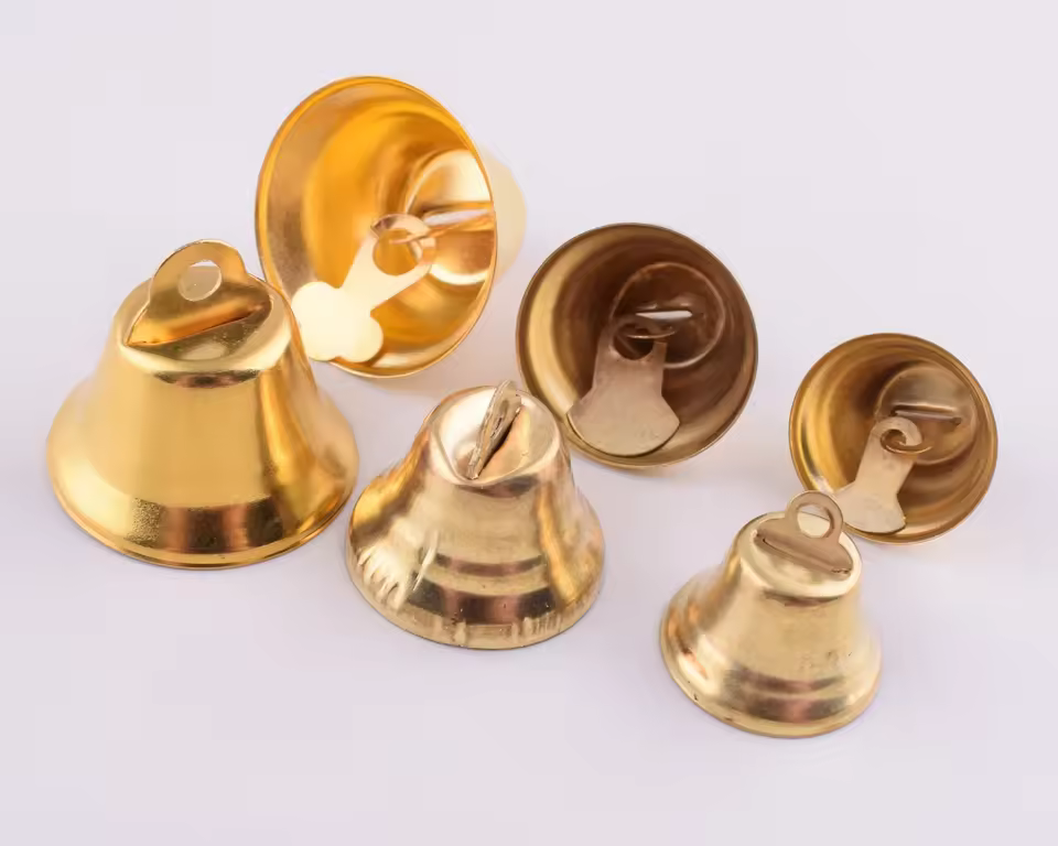 Wholesale Metal Christmas Bells Timeless Design For Seasonal Ambiance Jingle Bell Ornament For Holiday Decor At Cheap Price