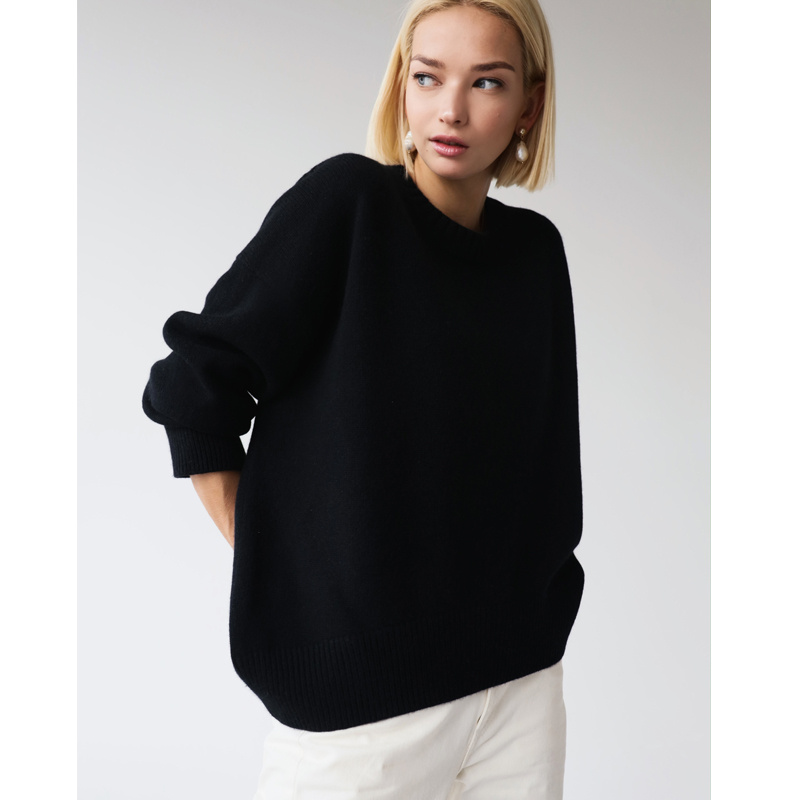 Wholesale & Retail Chic Loose Style Viscose Sweater in Solid Color, Soft Knit Sweater Top Round Neck Rayon Sweater, No MOQ
