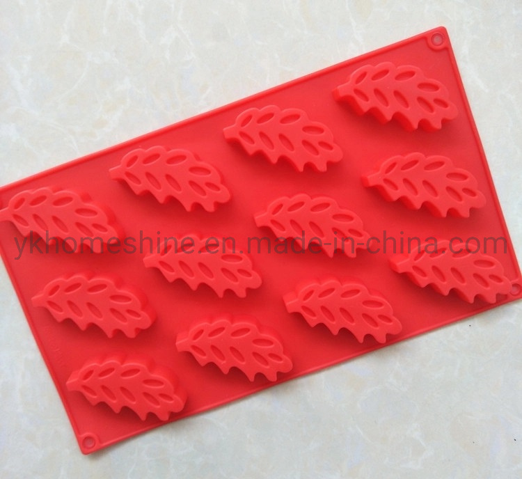 Hot Sell Non Toxic and Non-Stick 12 Cavity Silicone Leaf Shape Cake Mold