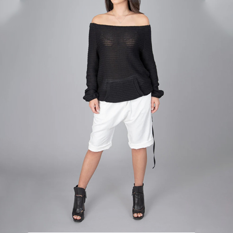 Elegant Knit Blouse with Cold Shoulder Design for Chic Looks