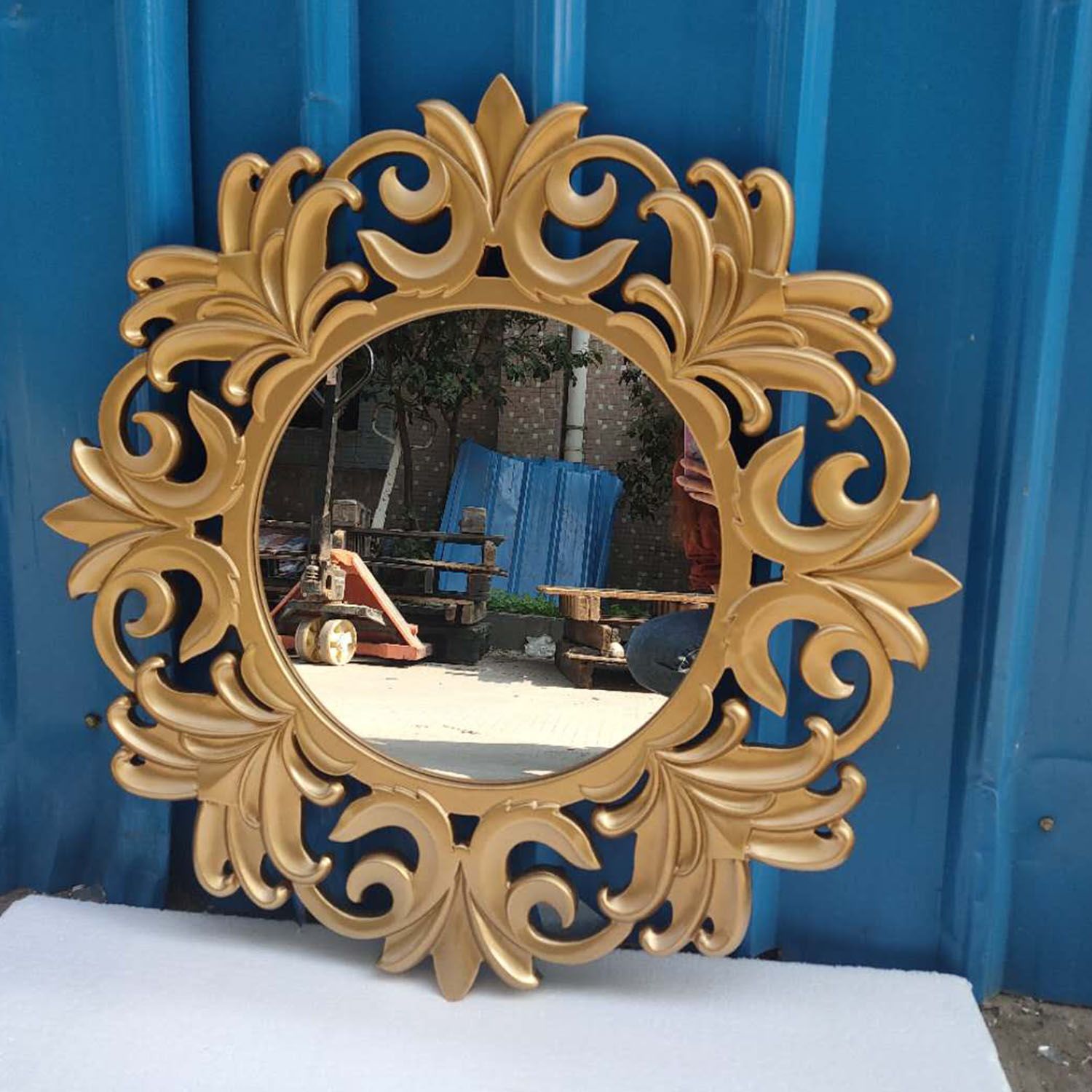 Modern Feather Leaf Golden Color Round Metal Wall Mirror, Home Decor Hanging Mirror for Living Room