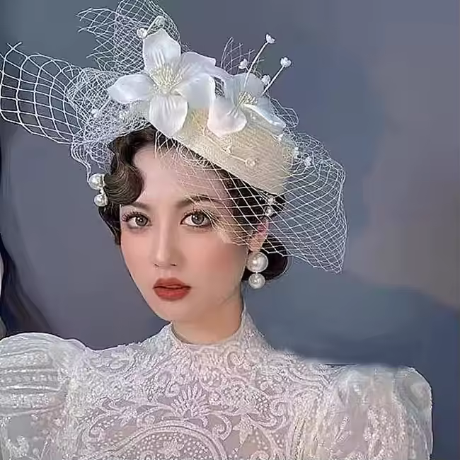 New Hot Bride Elegant Straw Hats Bridal Photography Flower Fascinators Top Hats Women Wedding Hat
