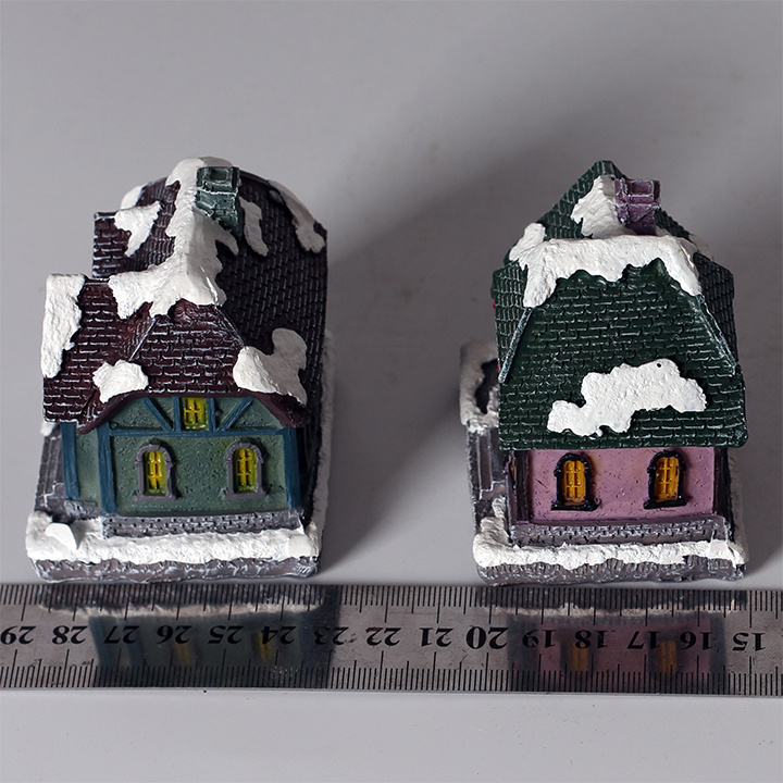 Cheap Wholesale Christmas Village House, Christmas House Decoration, House Resin Craft Gifts Christmas for Home Decor