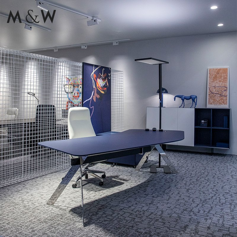 M&W Director Table Office Furniture Modern Design Manager Luxury Chair Sets Conference 120 Degree Executive Desk