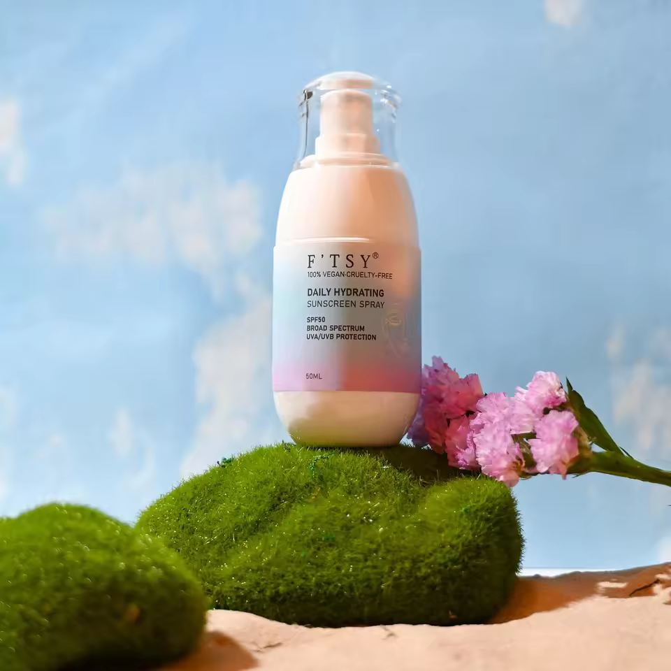 China Factory 50ml Facial Sunscreen Private Label Spf 50 Physical Daily Hydrating Sunscreen Spray