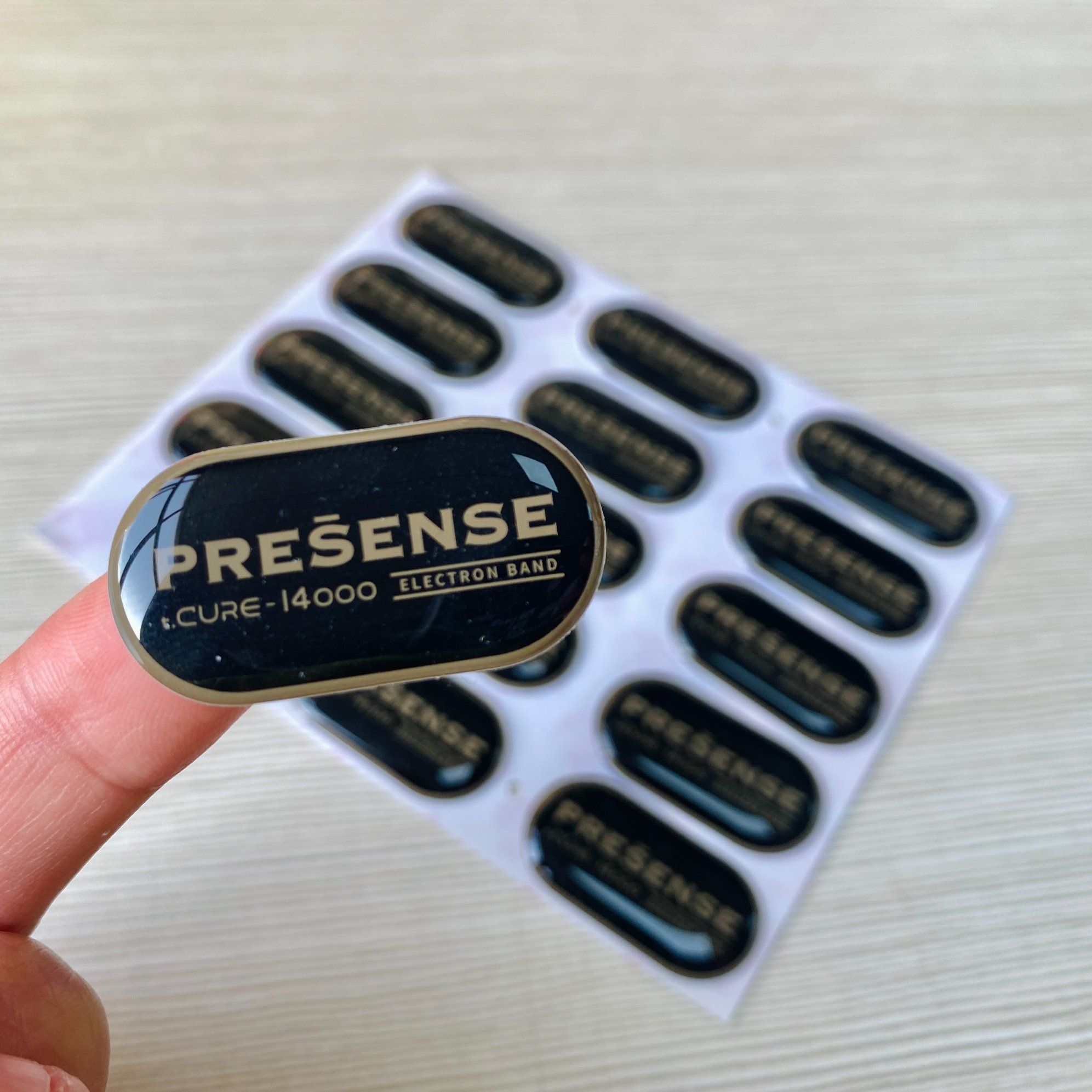 Premium Eye-Catching Home Appliances Company Showcase 3D Transparent Crystal Resin Label Sticker