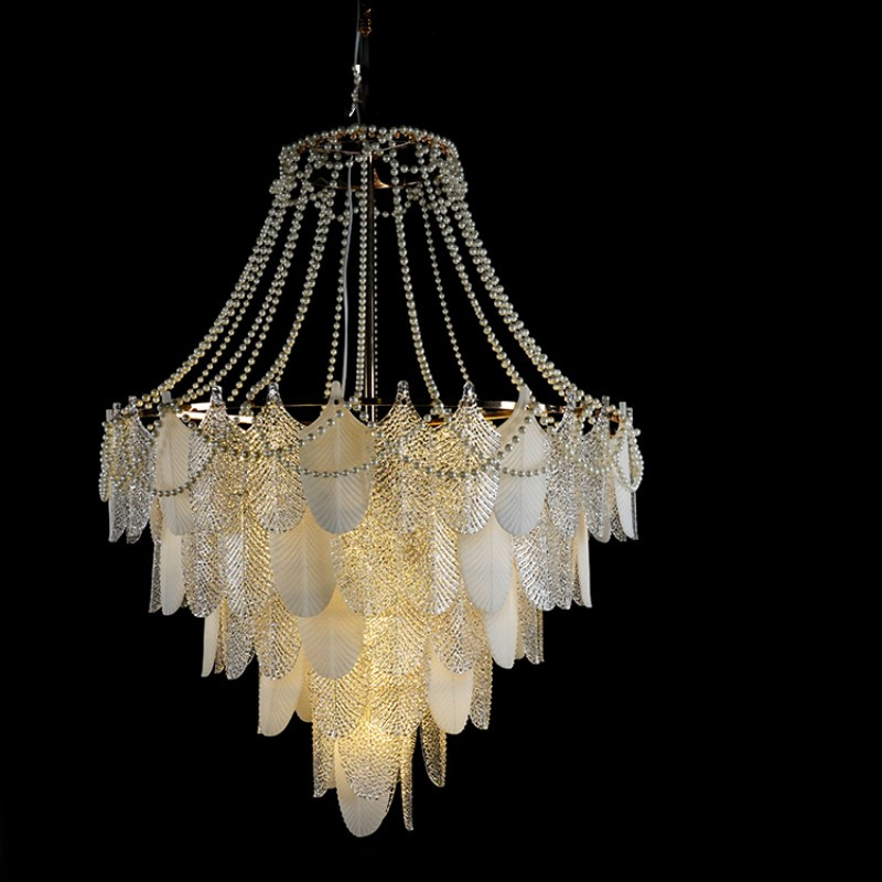 Elegant Crystal Chandeliers for Modern Indoor Wedding Lighting Ideas