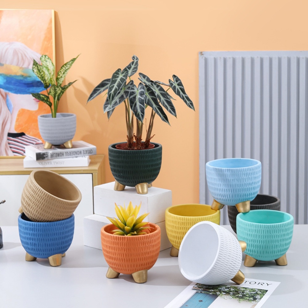 Ceramic Planter on Wood Stand Ci22882