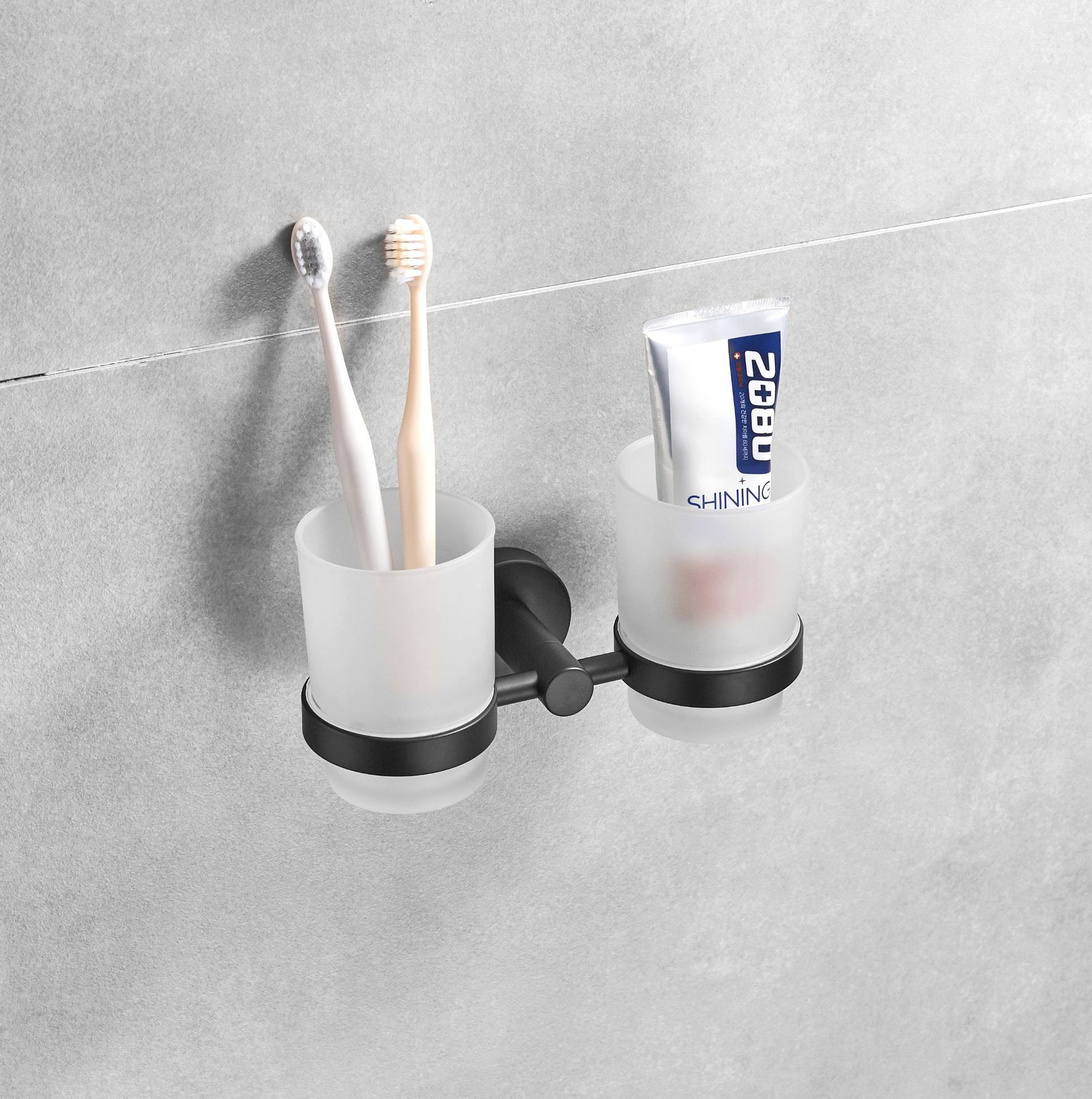 Wholesale Bathroom Products Accessories Hardware Set Fitting Tumbler Cup Toothbrush Holder