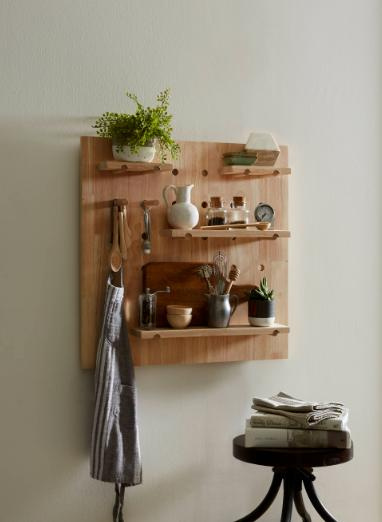 Hot Selling Wood Pegboard Wall Display Shelf Accessories Pegboard Wall Mount Organizer for Home Decorations and Designs. From Shunye AA-2001-AG.