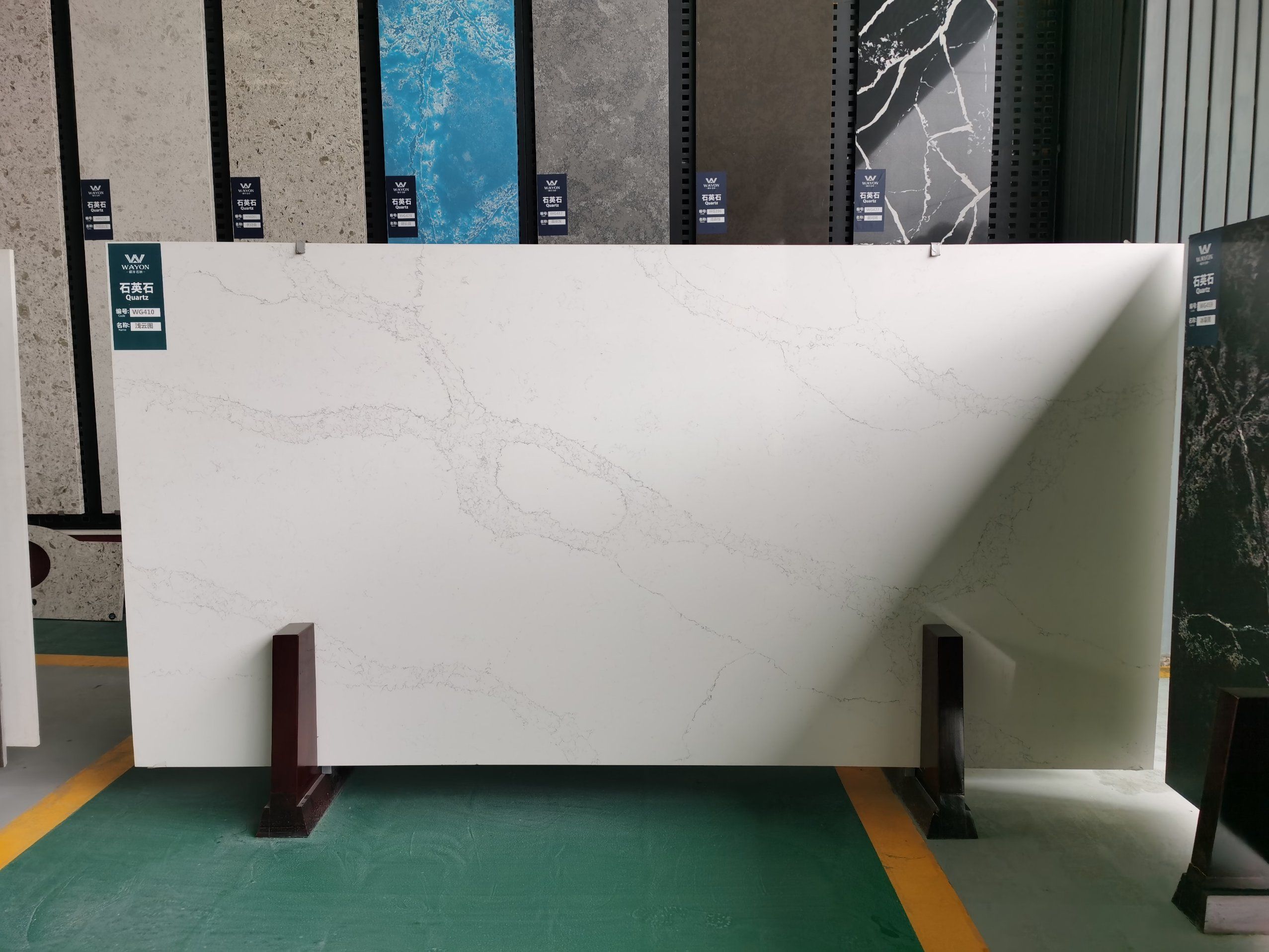 Quality Project Artificial Quartz Stone Sheet for Kitchen Countertops Manufacturer