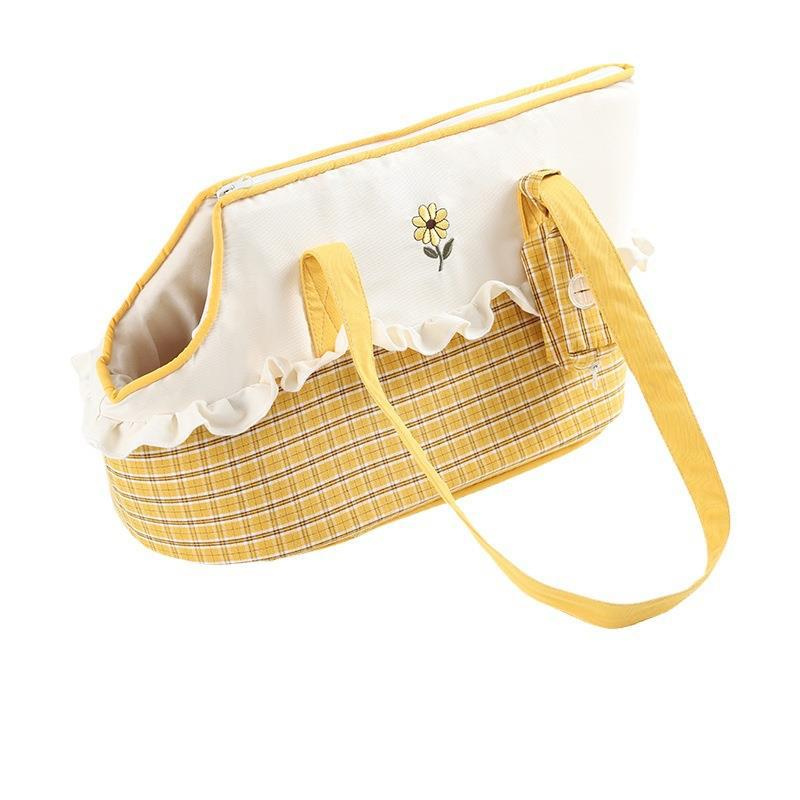 Warm Portable Pet Satchel on One Shoulder