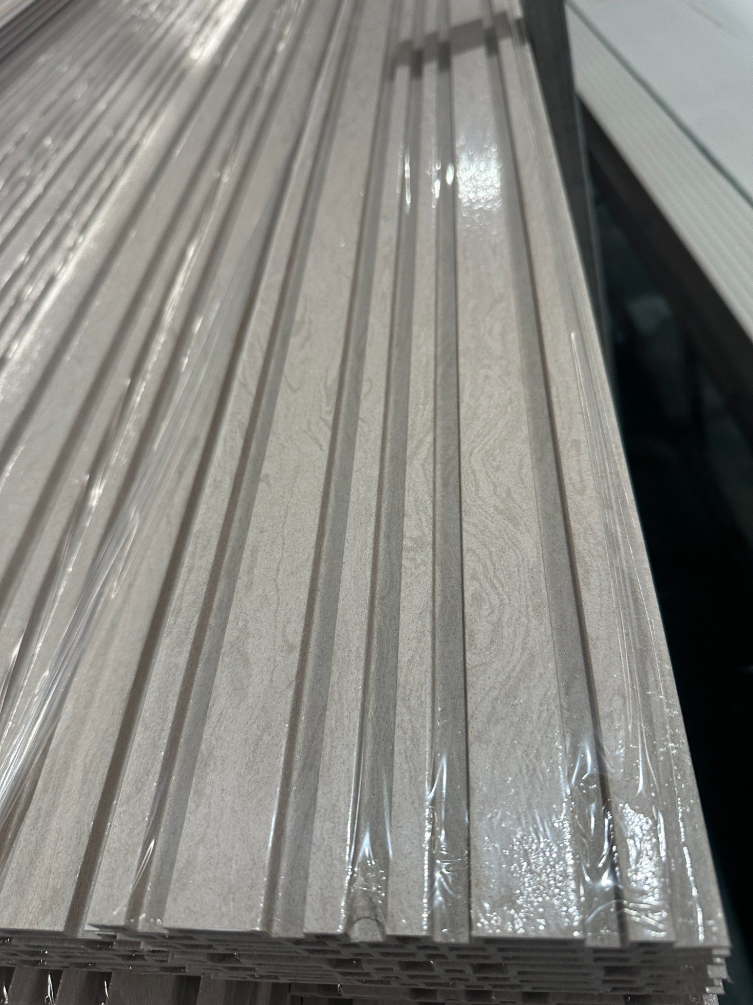 Latest Models WPC Wall Panel Indoor Waterproof for Modern Interior Wall Decoration