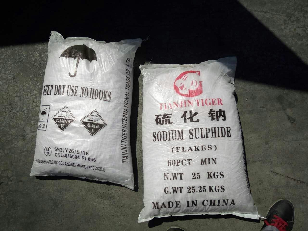 Sodium Sulphide 60% Red Flakes Using Tanning First Grade