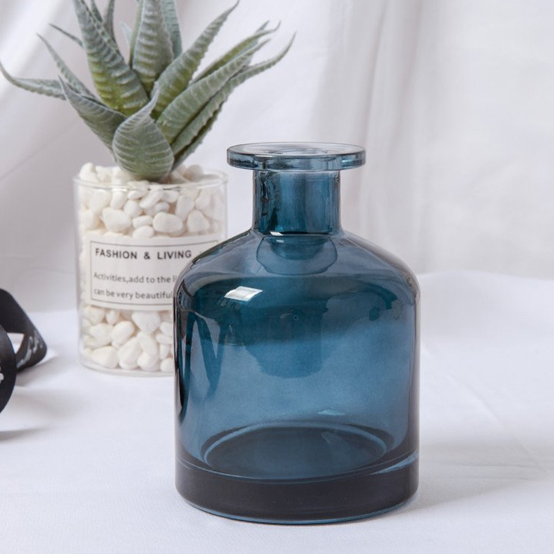 Huajing Empty Clear Glass 150ml 200ml Home Decoration Car Fragrance Diffuser Essential Oil Glass Bottle