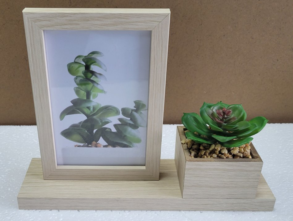 Creative Home Decoration Table Top Photo Frame with Artificial Plant