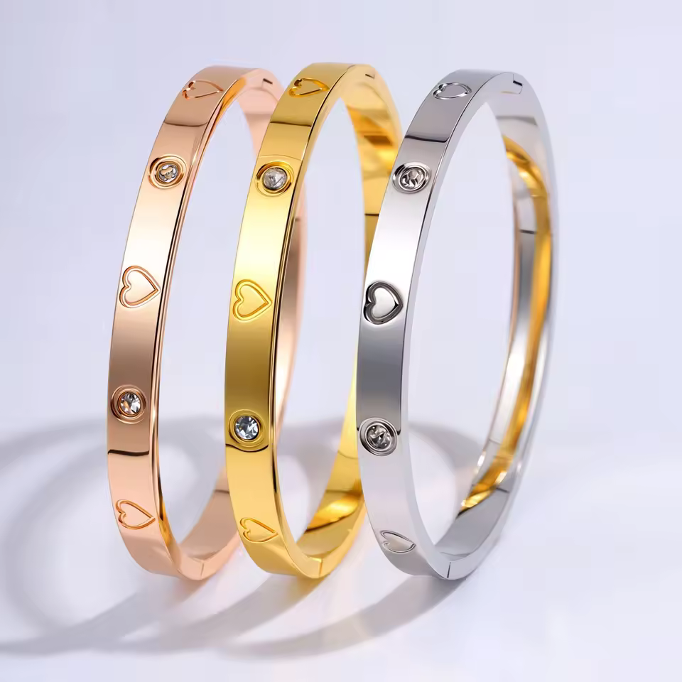 New Style High Quality Love Zircon Stainless Steel Bangle Waterproof Titanium Cuff Bracelet