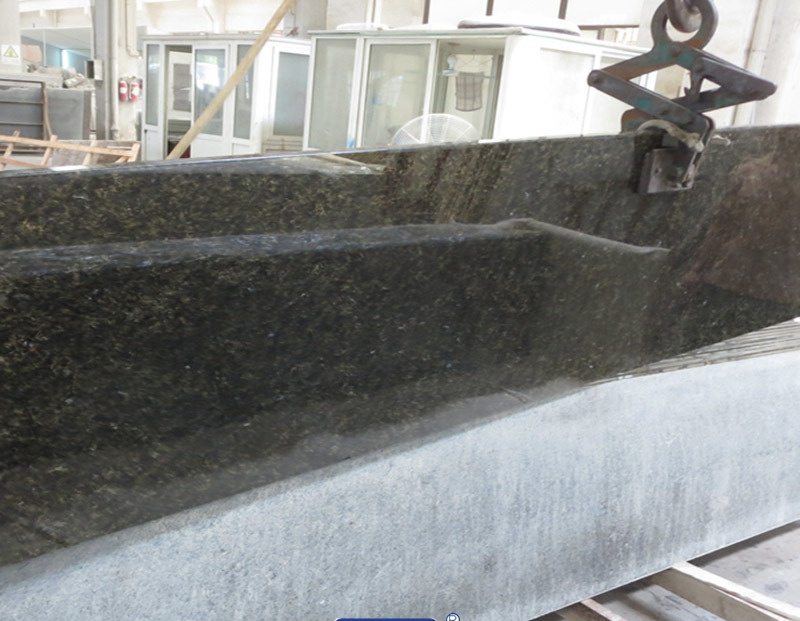 Polished Dark Green Verde Ubatuba Prefab Granite Kitchentop/Countertops/Island
