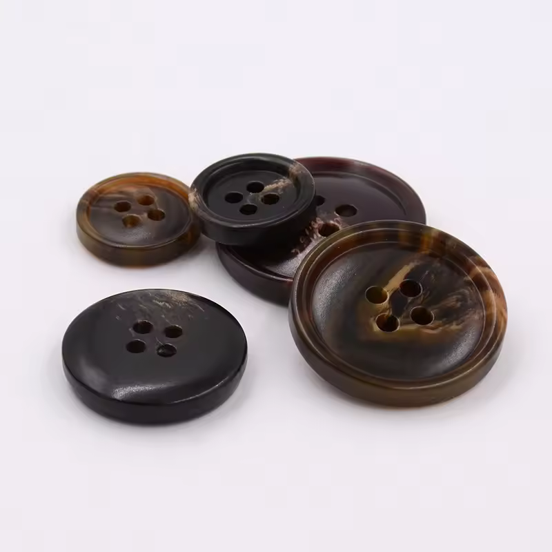 Great Price Eco Friendly Resin 4 Holes Buttons Logo Custom Horn Button