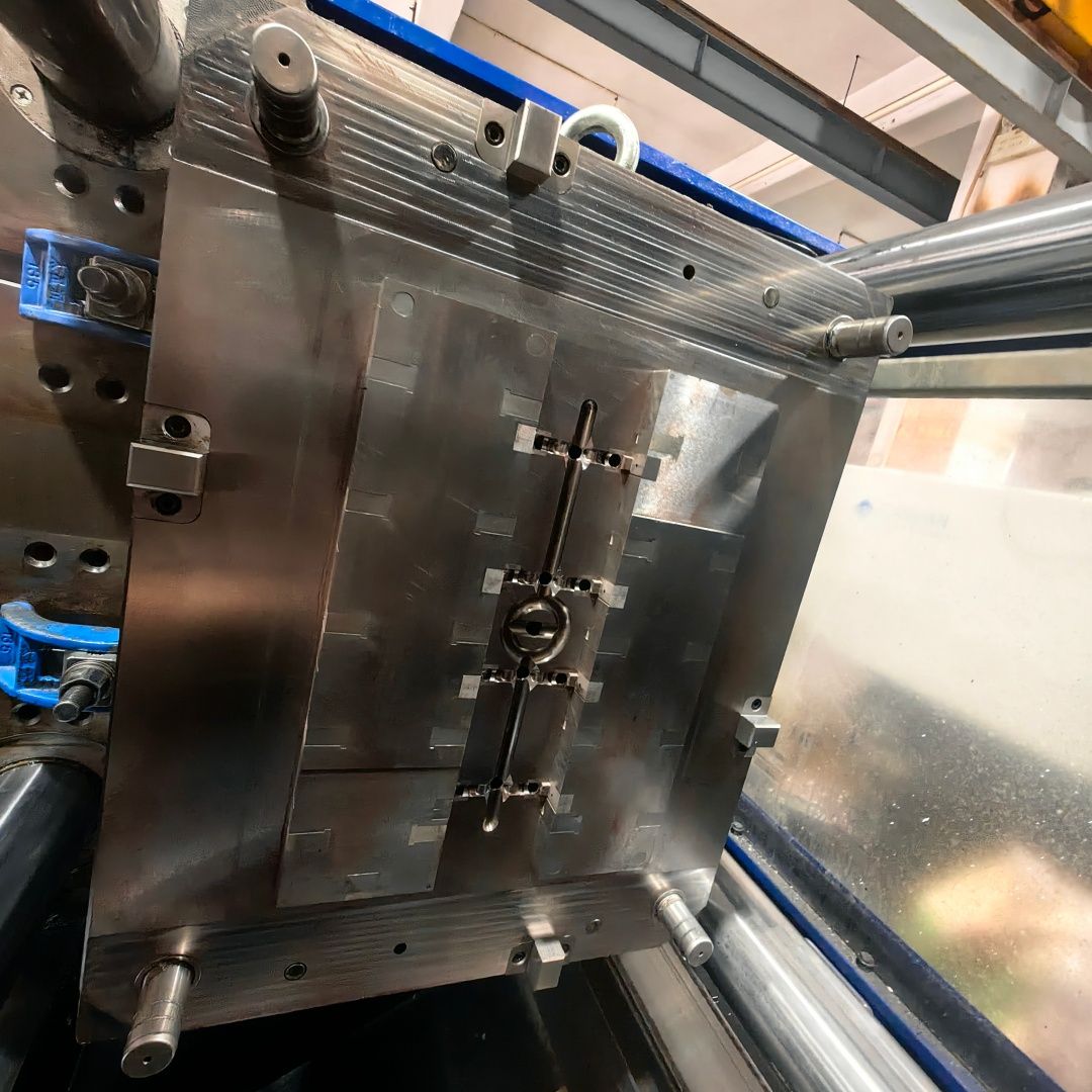 Customer Injection Molding Customizable Socket Frame and Enclosure Smart Home Devices and Electrical Wall Panel Switch Mold