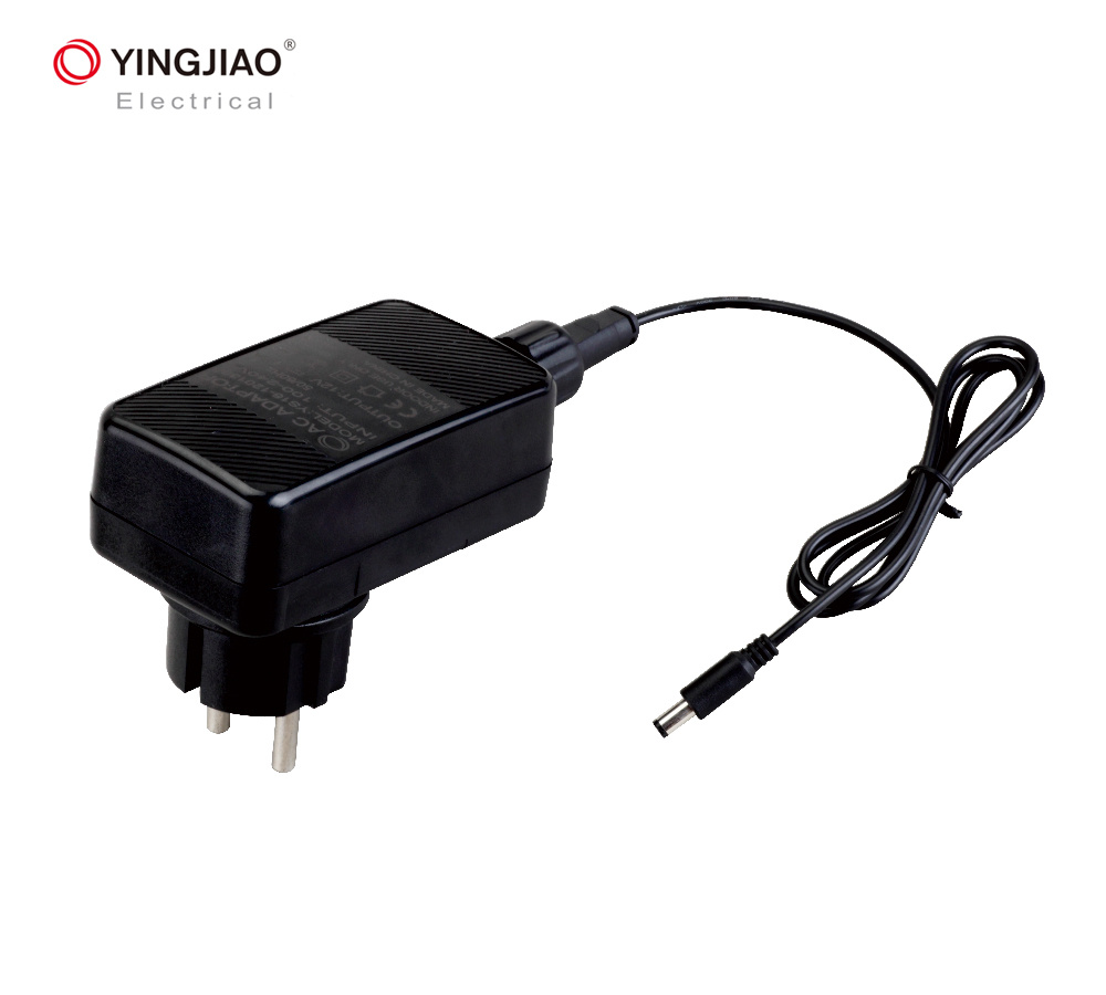 High Quality Exporter Directly Sale 12V 1.5A Power Adapter