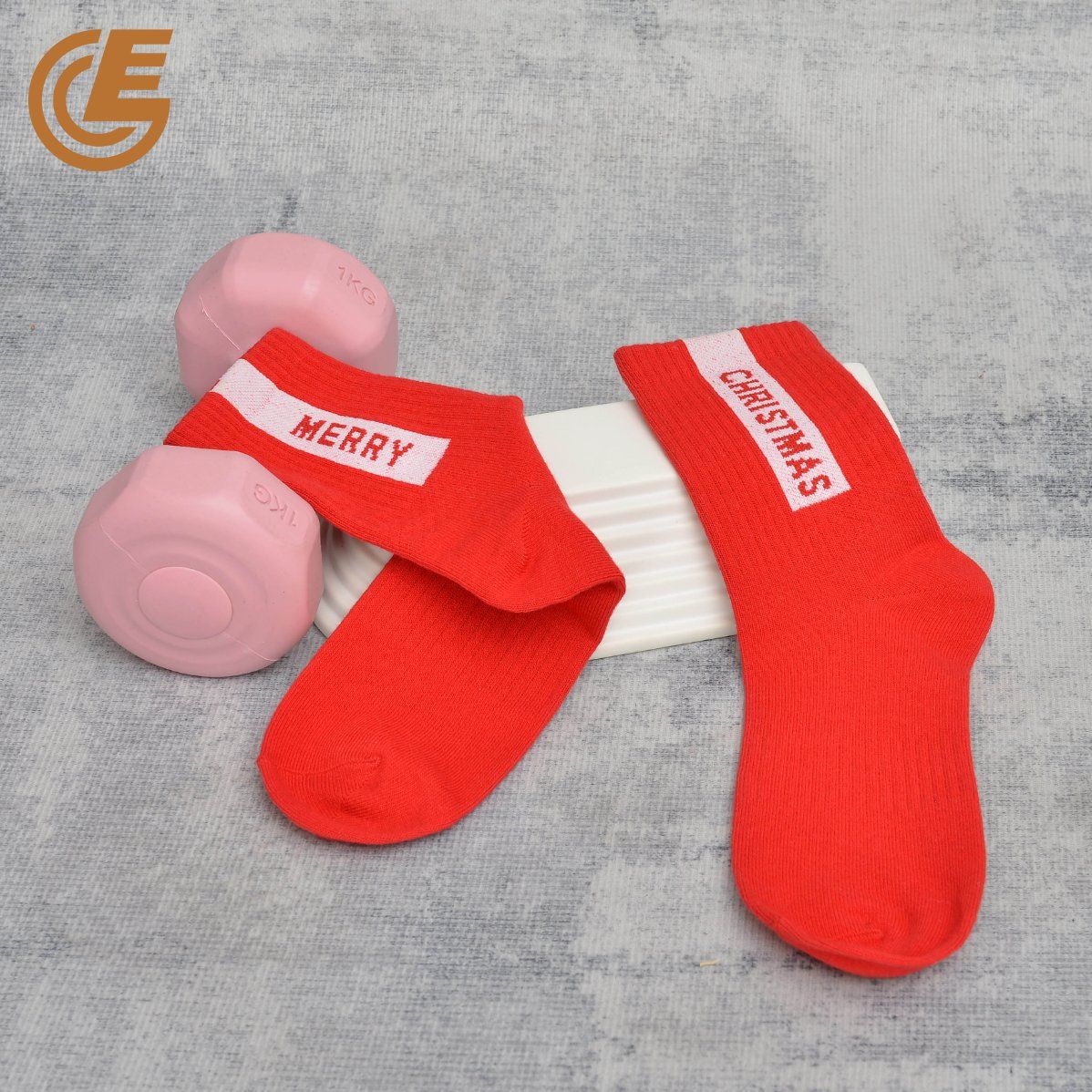 Factory Supplier Embroidery Cotton Breathable Sports Socks Qlm-27-1