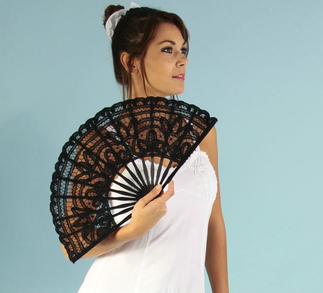 27cm Bamboo Staves and Tassels for Wedding Bridal Shower Dancing Party Women's Vintage Cotton Lace Folding Hand Fan