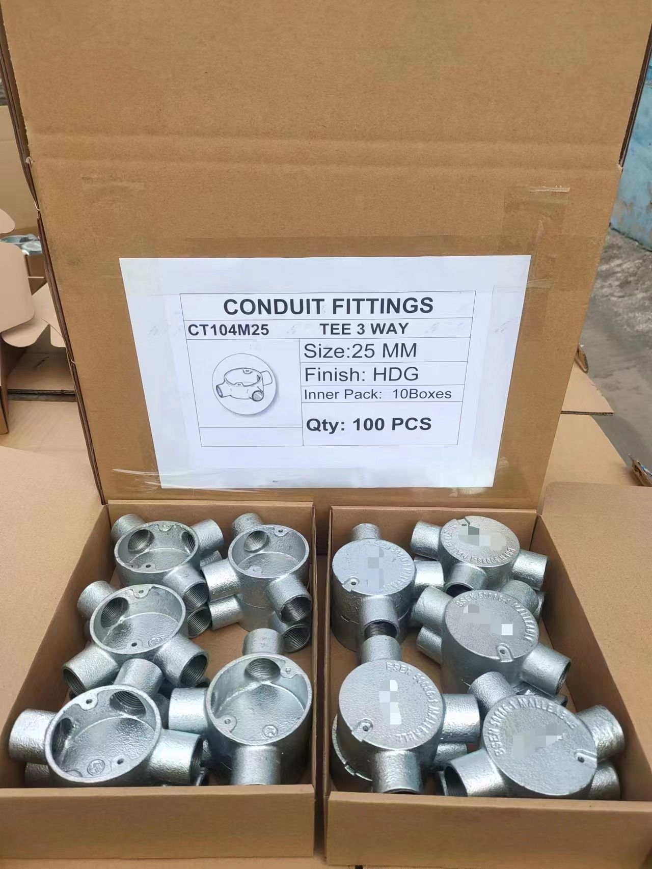 BS4568/En61386 3 Way Tee 20mm Junction Boxes Steel Conduit Boxes HDG