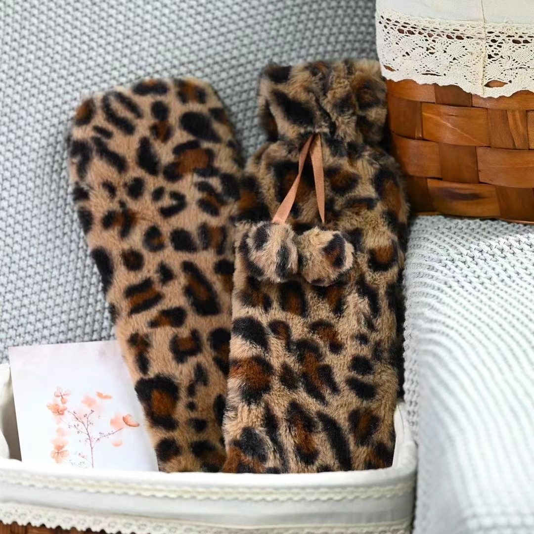Polular Long Hot Water Bottle with Soft Animal Pattern Plush Cover