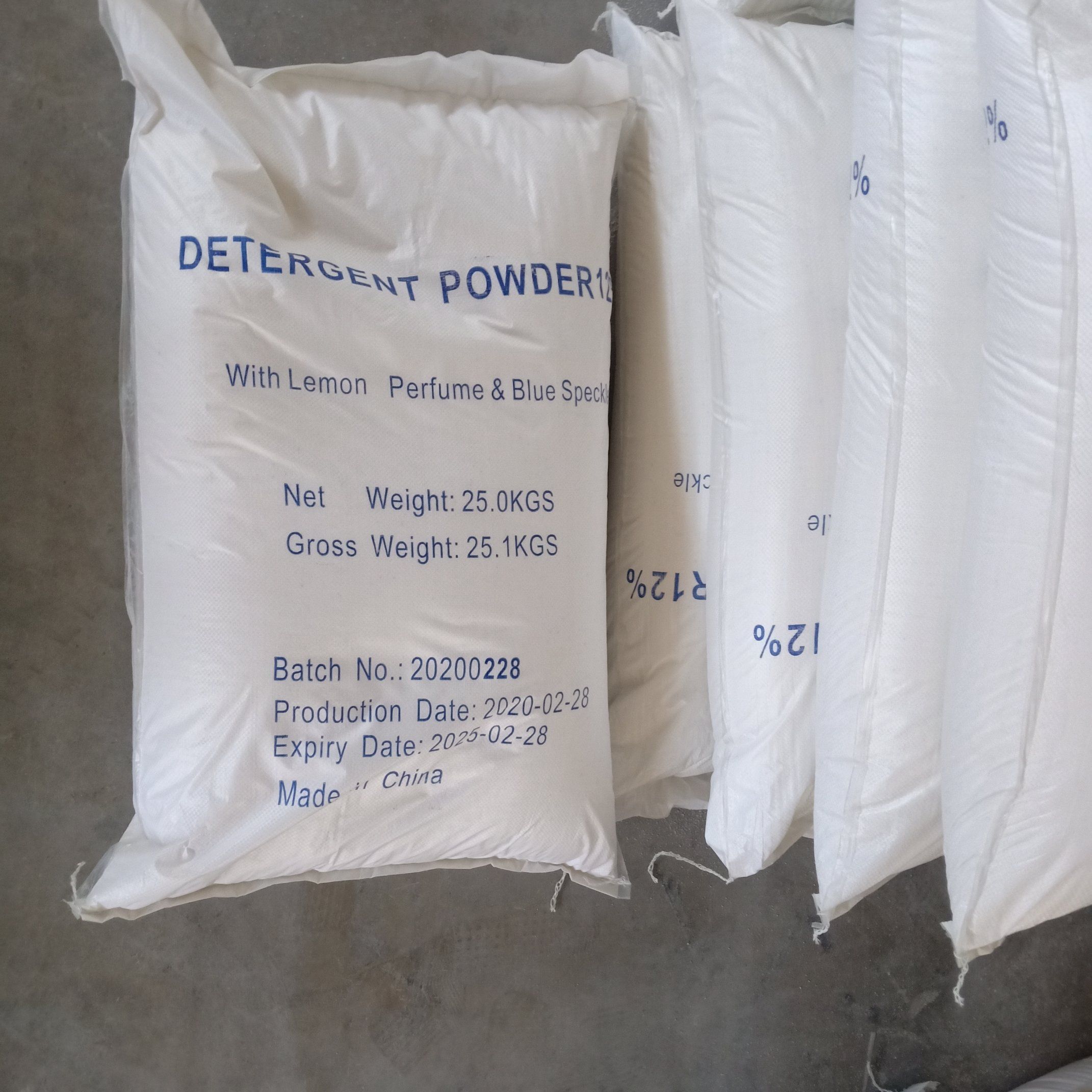 Wholesale Private Label Strong Perfume Bulk Laundry Detergent Powder Foam Booster Detergent