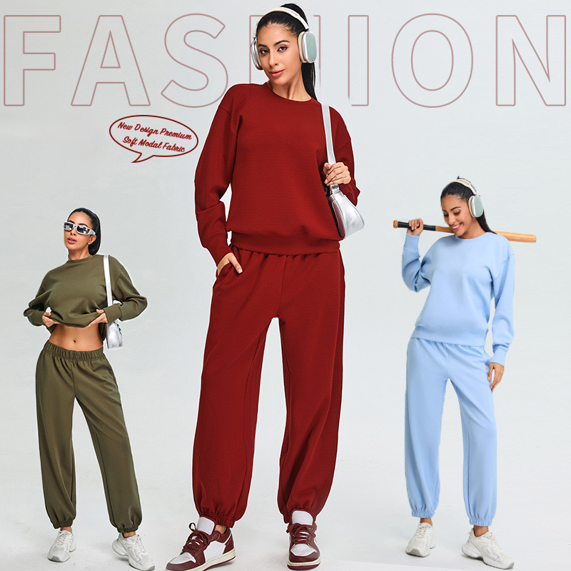 Classical Female Loose Fit 2PCS Jogger Set Crew Neck Athletic Pullover + Tapered Cuff Jogger Pants with Side Pockets Ladies Loungewear Sweatsuit