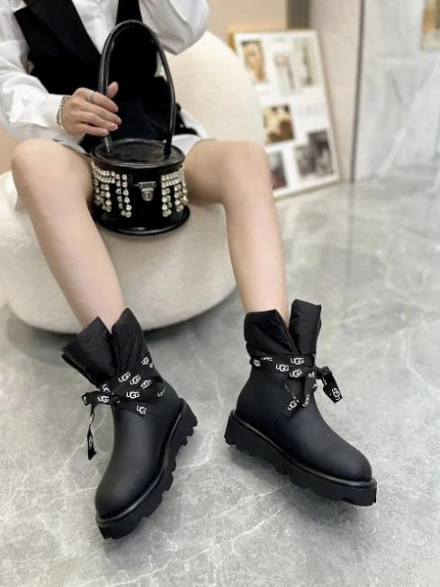 2025 Wholesale Designer Famous Brand Warm Ankle Fur Wool Children Winter Snow Boots Women Shoes Girls Lady Designer Luxury