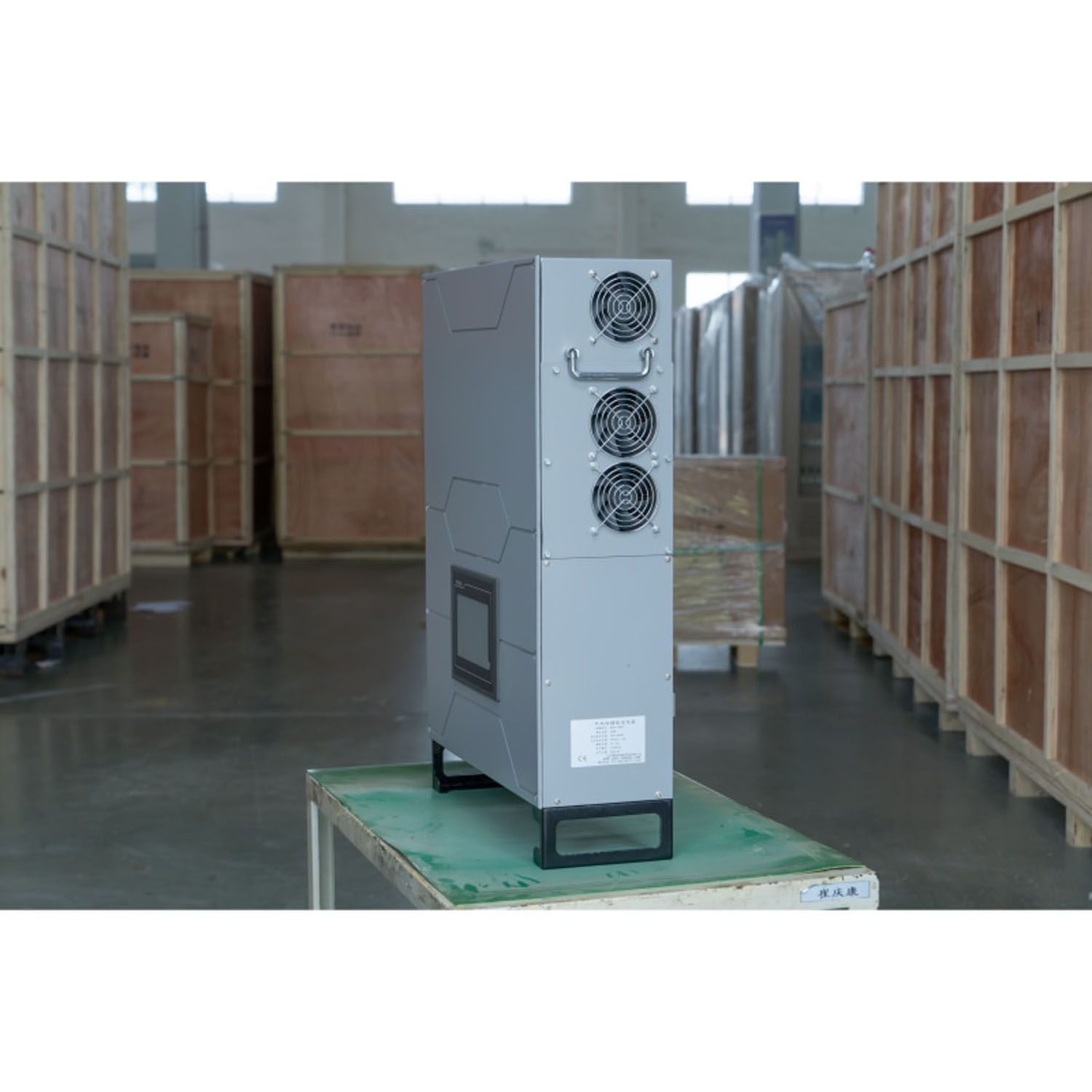 Xinyuhua Hybrid Solar off on Grid Inverter 50kw 50kVA HPS50 Best Price with LiFePO4 Battery for Home Storage Use