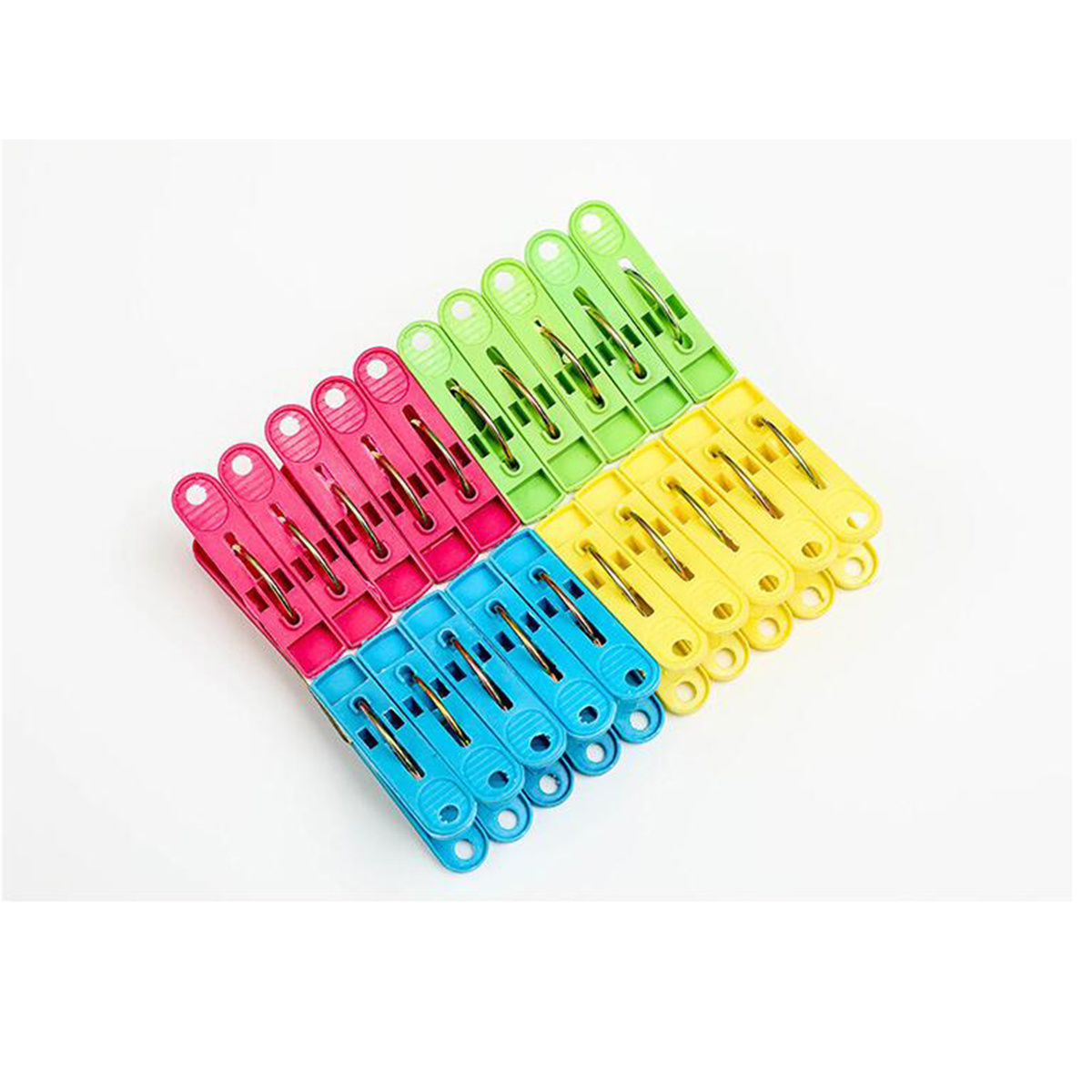 Wholesale Low Prices Colorful Plastic Heavy Duty Laundry Air-Drying Non Slip Clothes Hanger Storage Clamp Pins Clips Peg