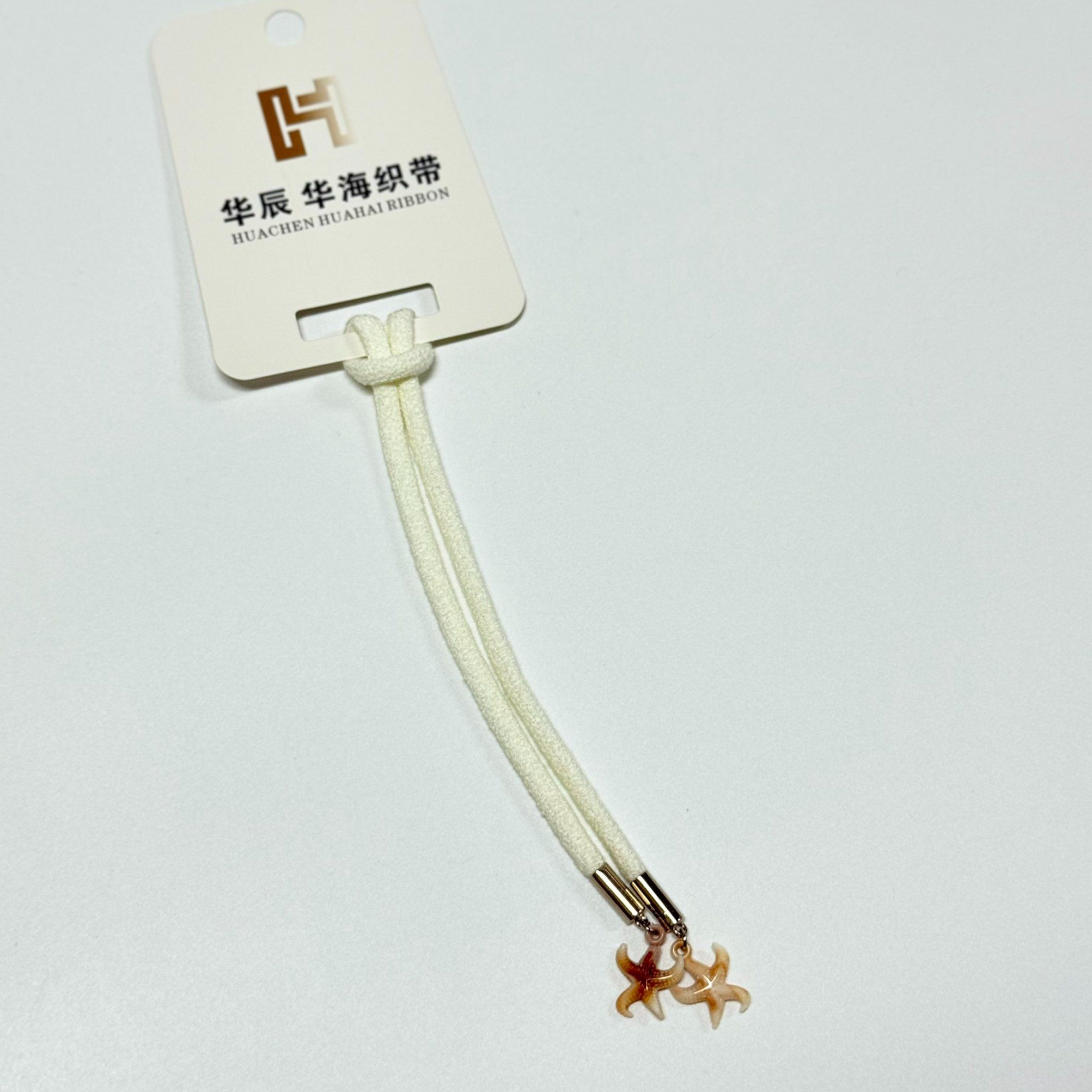 Featured Rope and Strap with Premium Material Assurance