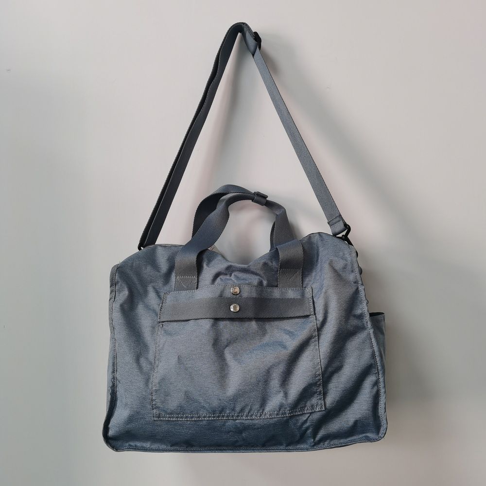 OEM 25L Medium Size Drurable Customzied Polyester Duffle for Travel