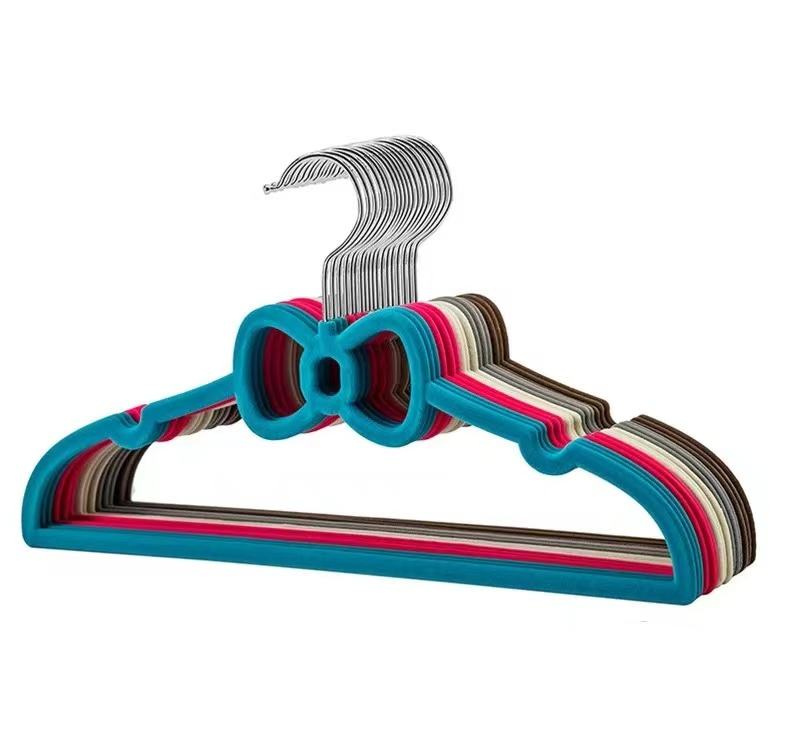 Butterfly Velvet Hanger Non-Slip and Non-Trace Padded with Silver and Gold Hook