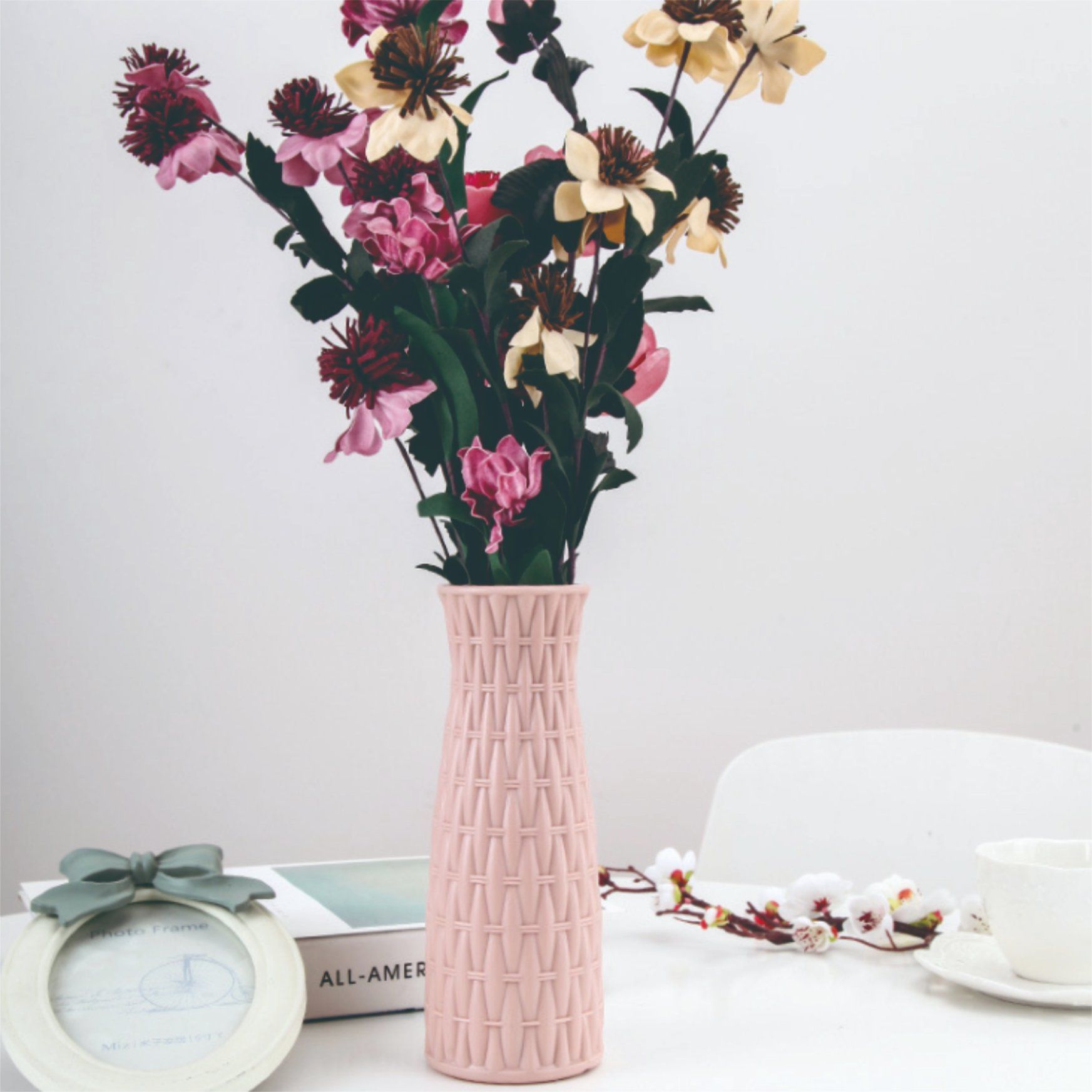 Elegant Imitation Porcelain Glazed Vase for Home Decor