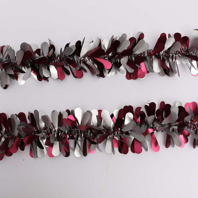 Yiwu Factory Direct Sale Best Christmas Tree Decoration High Quality Density 10cm*2m Pet Tinsel