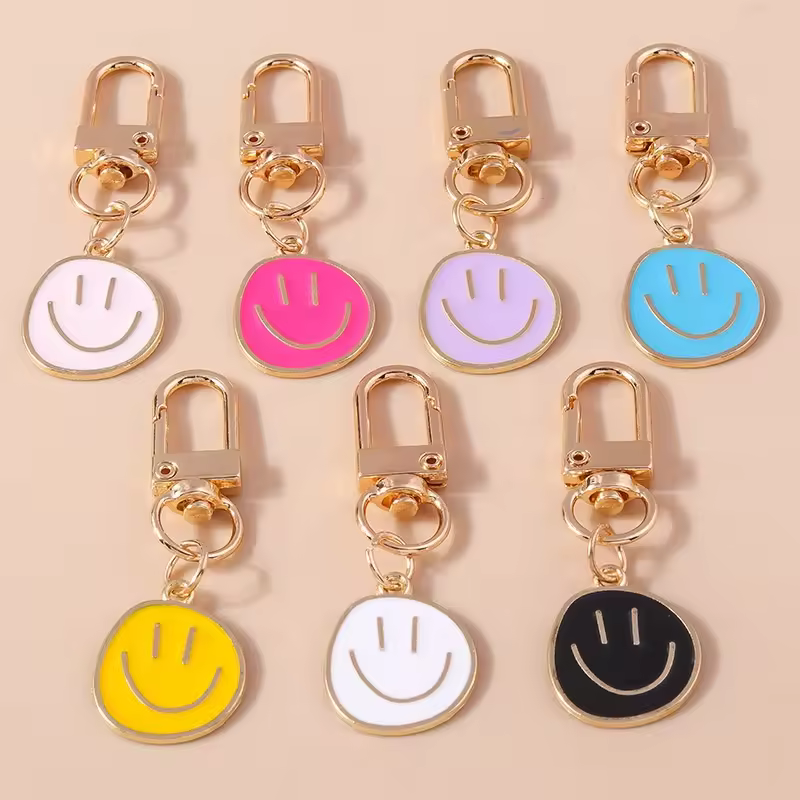 Lovely Key Bag Charms 7 Colors Yellow Pink Blue Black Metal Enamel Happy Smiling Face Keychain For Women