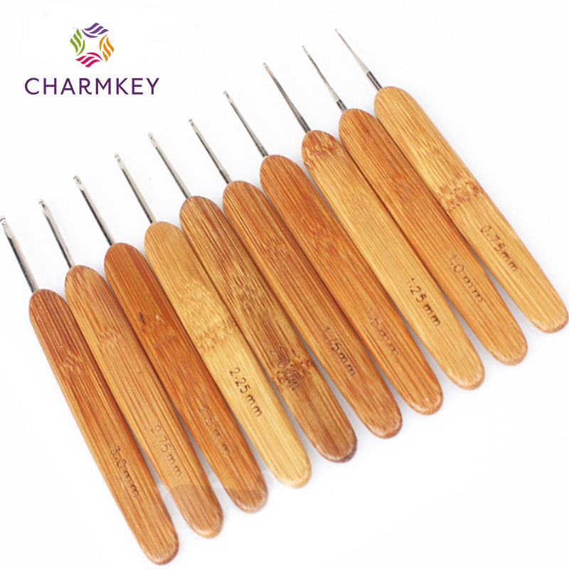 10PCS Multifunctional Bamboo and Wooden Handle Crochet Needles with High-Quality Crochet Hooks and Case Knitting Tools