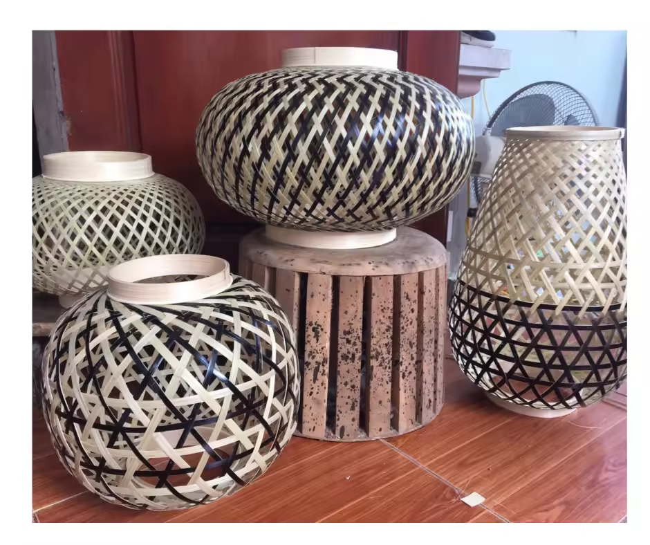 Authentic Vietnamese Bamboo Lamp Wholesale-Traditional Ceiling Pendant Lampshade For Cozy Home & Outdoor Ambiance For Export
