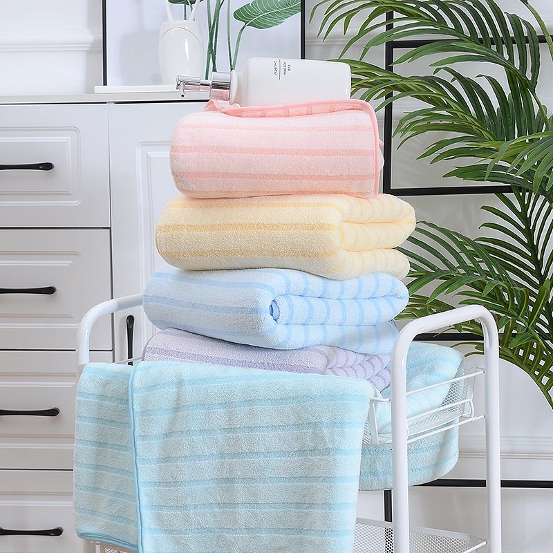 OEM Accept Free Samples High Quality Thick Coral Fleece Beach Towel Absorbent Home Daily Gift Towel Set