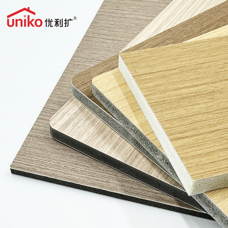 China Supplier Waterproof WPC Wall Panel Ceiling Panel for Interior Home Decoration