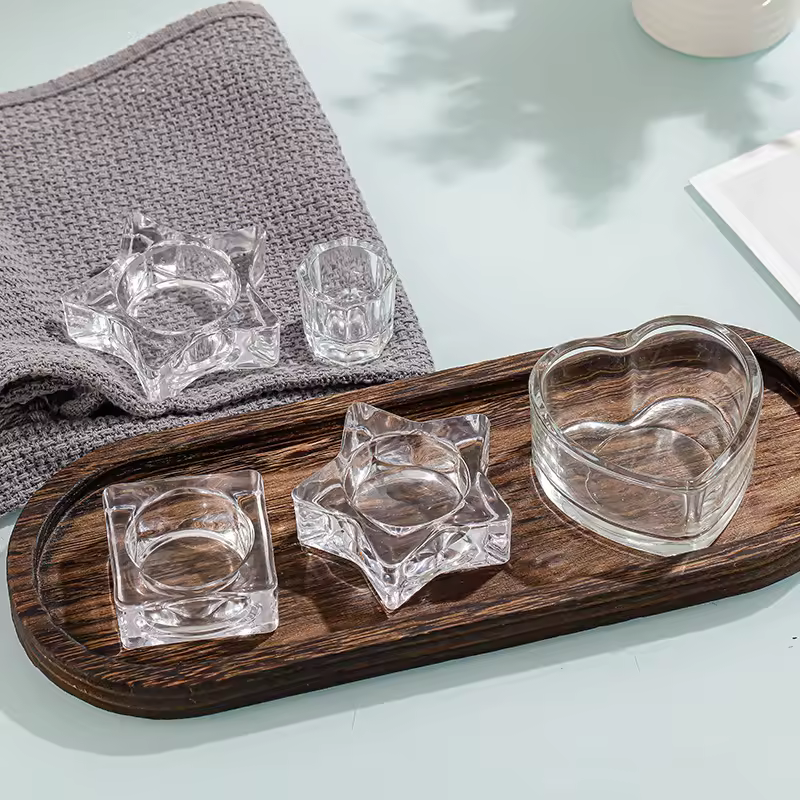 In Stock High White Glass Luxury Clear Designed 18ml Heart Star Small Empty Candle Jars Glass Holder