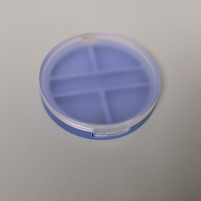 Beauty Cosmetic Bulk Eye Shadow Empty Eye Shadow Palette with Clear Lid